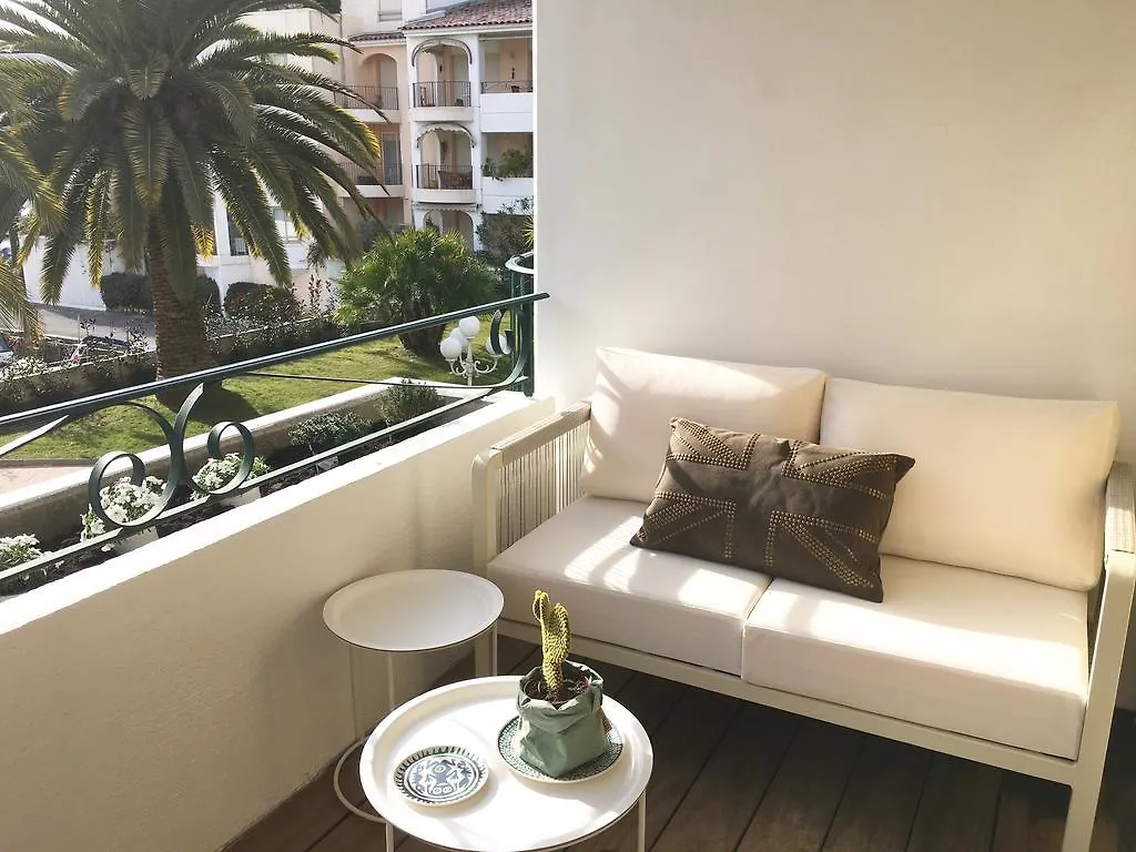 Studio Ile Cannes Marina Mandelieu Appartement